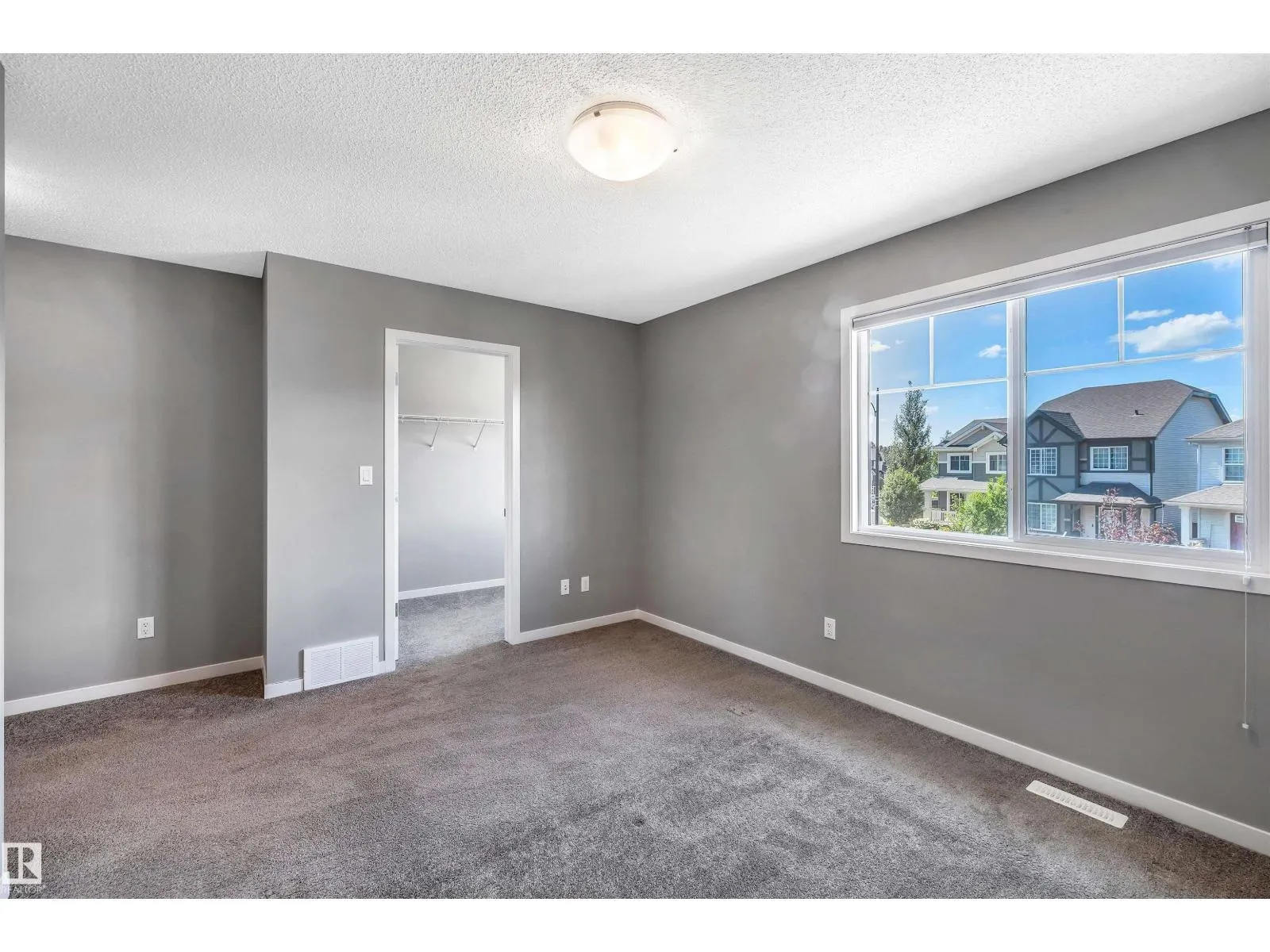 4051 CHAPPELLE GR SW