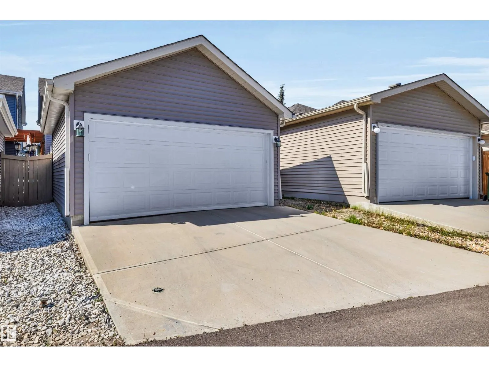4051 CHAPPELLE GR SW