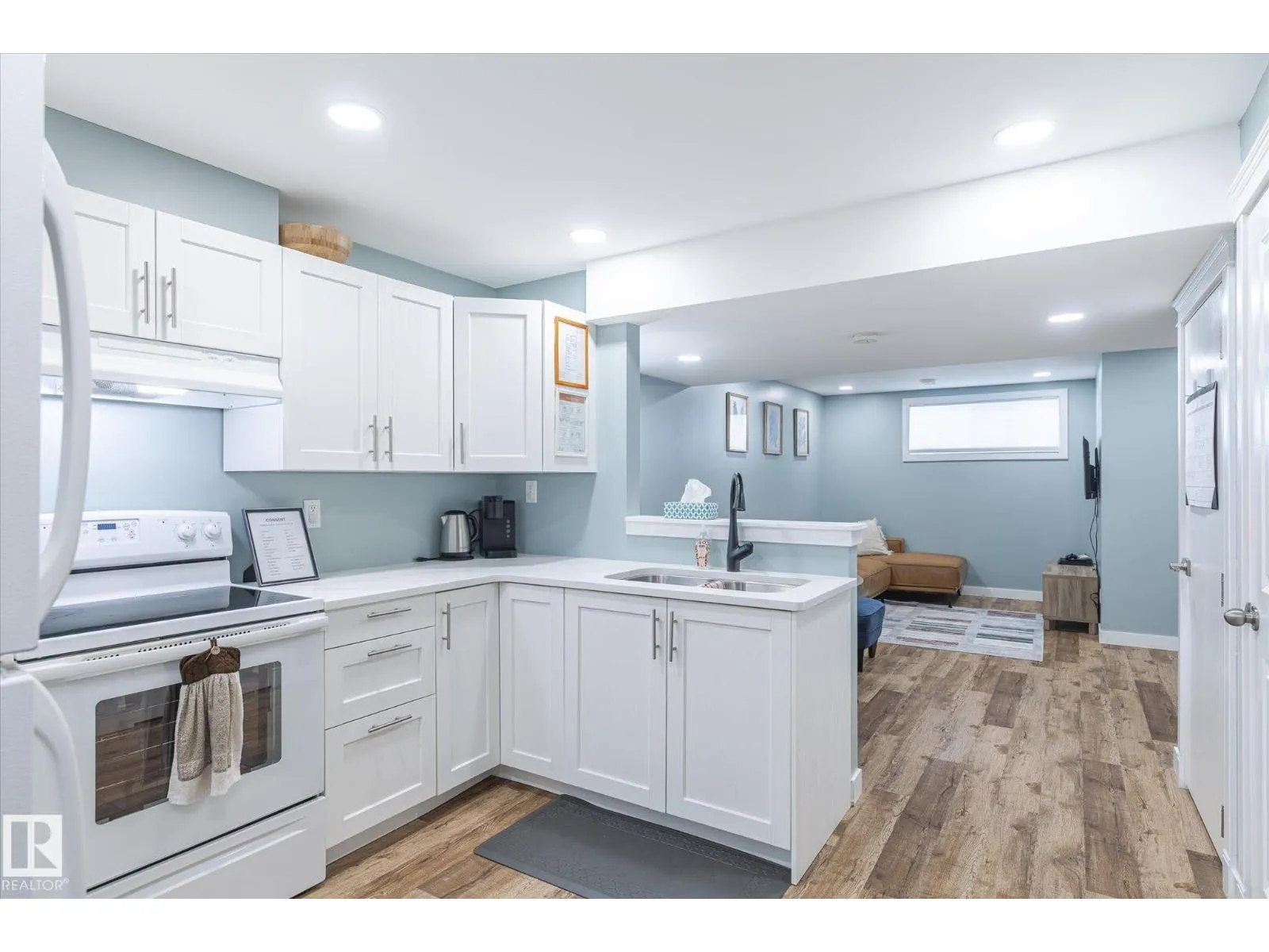 12727 123A ST NW
