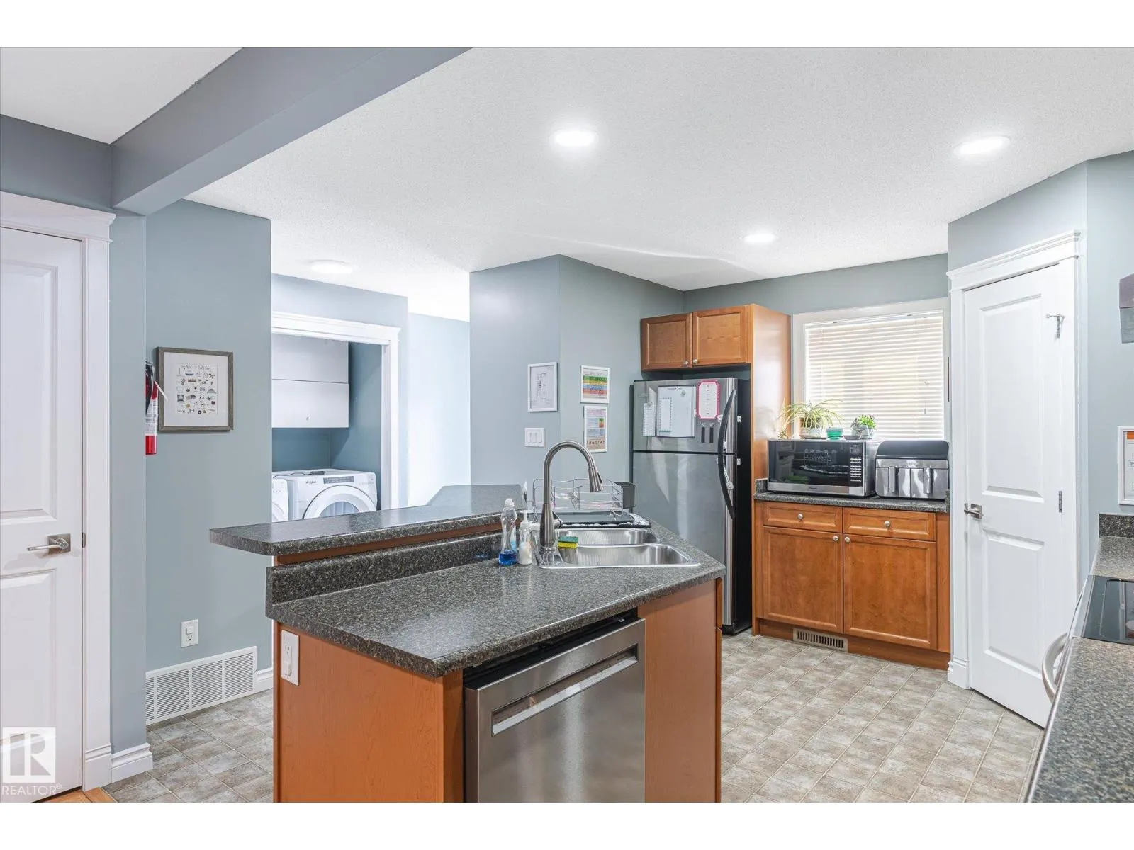 12727 123A ST NW
