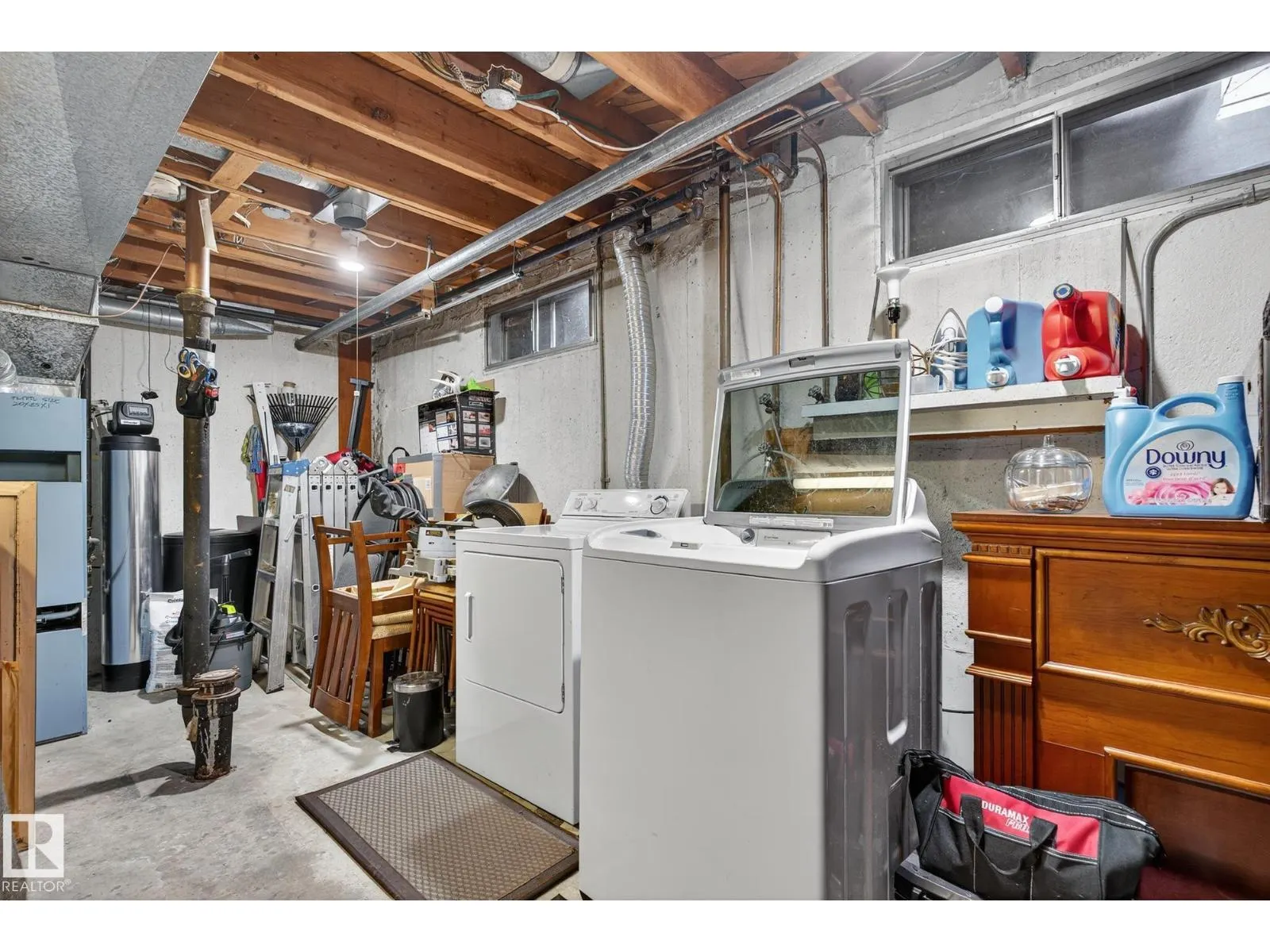 5741 144 AV NW