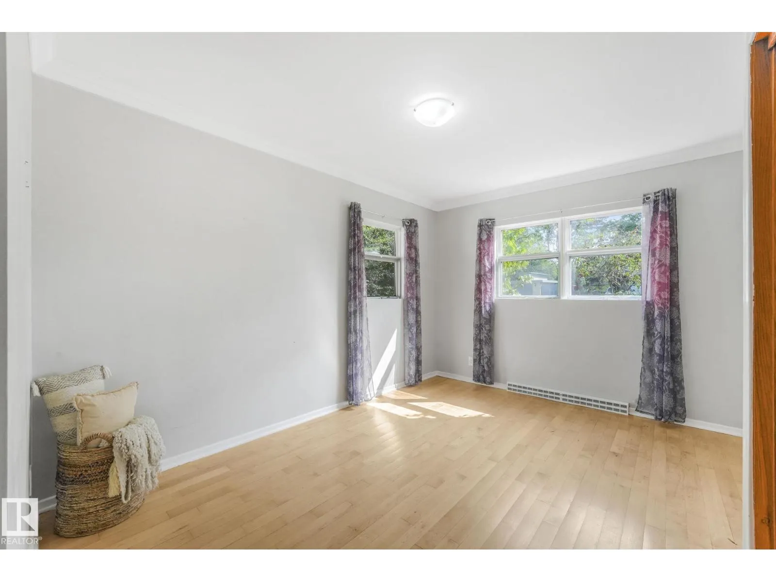 41 Balmoral DR