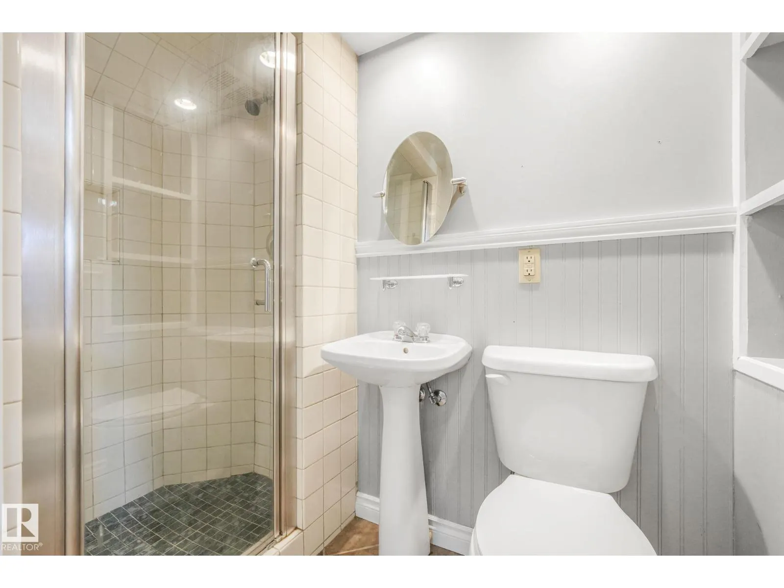 41 Balmoral DR
