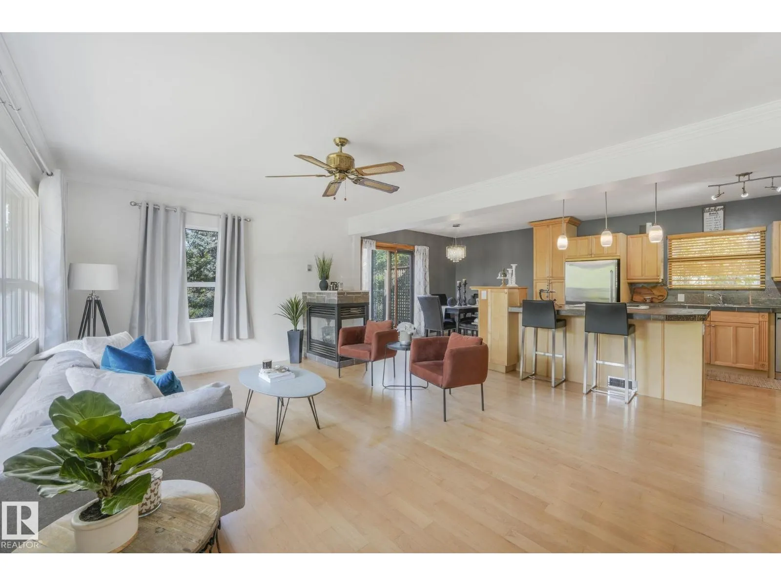 41 Balmoral DR
