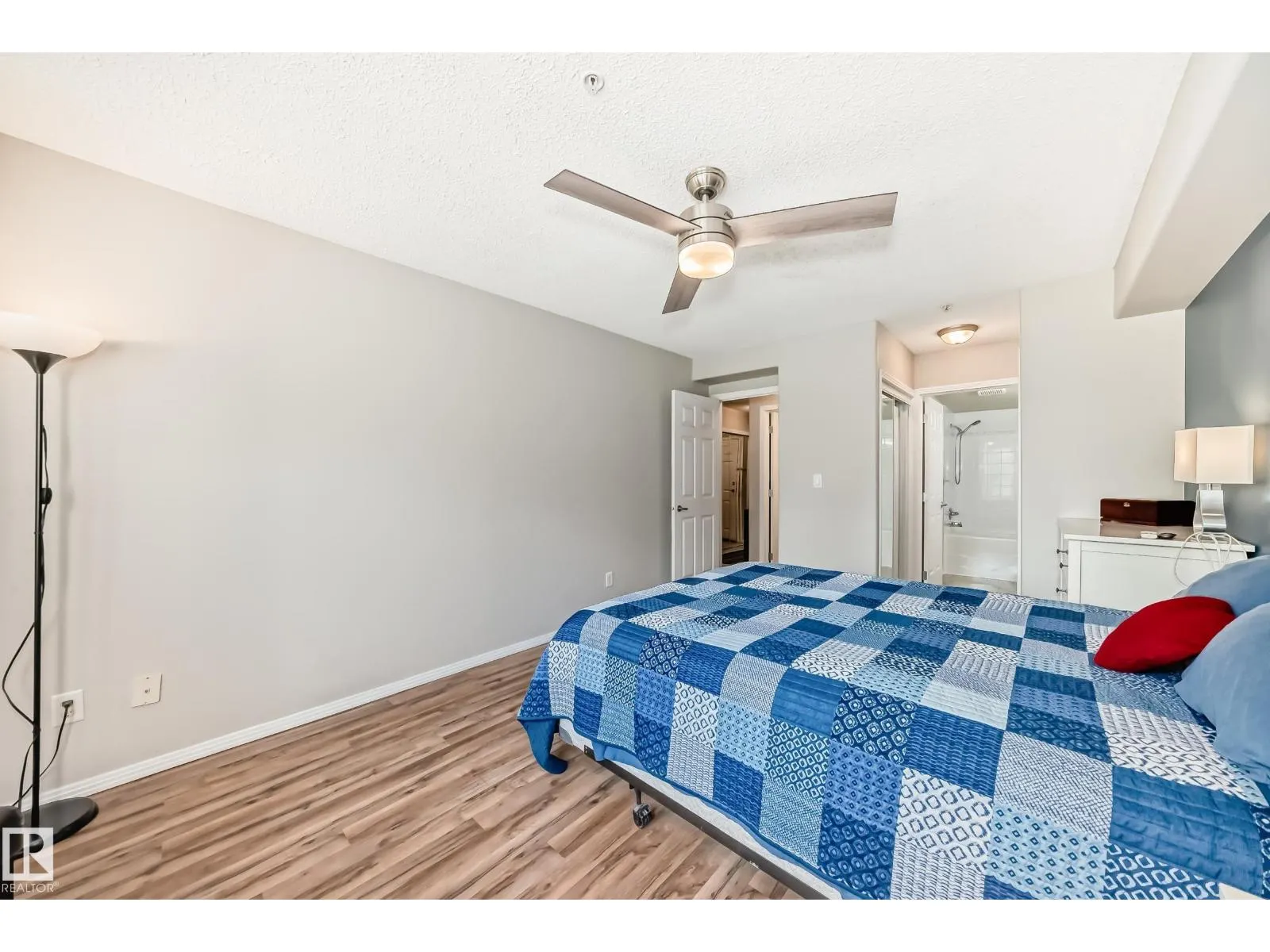 #135 9704 174 ST NW