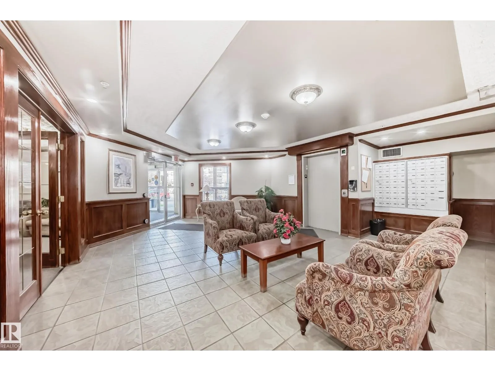 #135 9704 174 ST NW