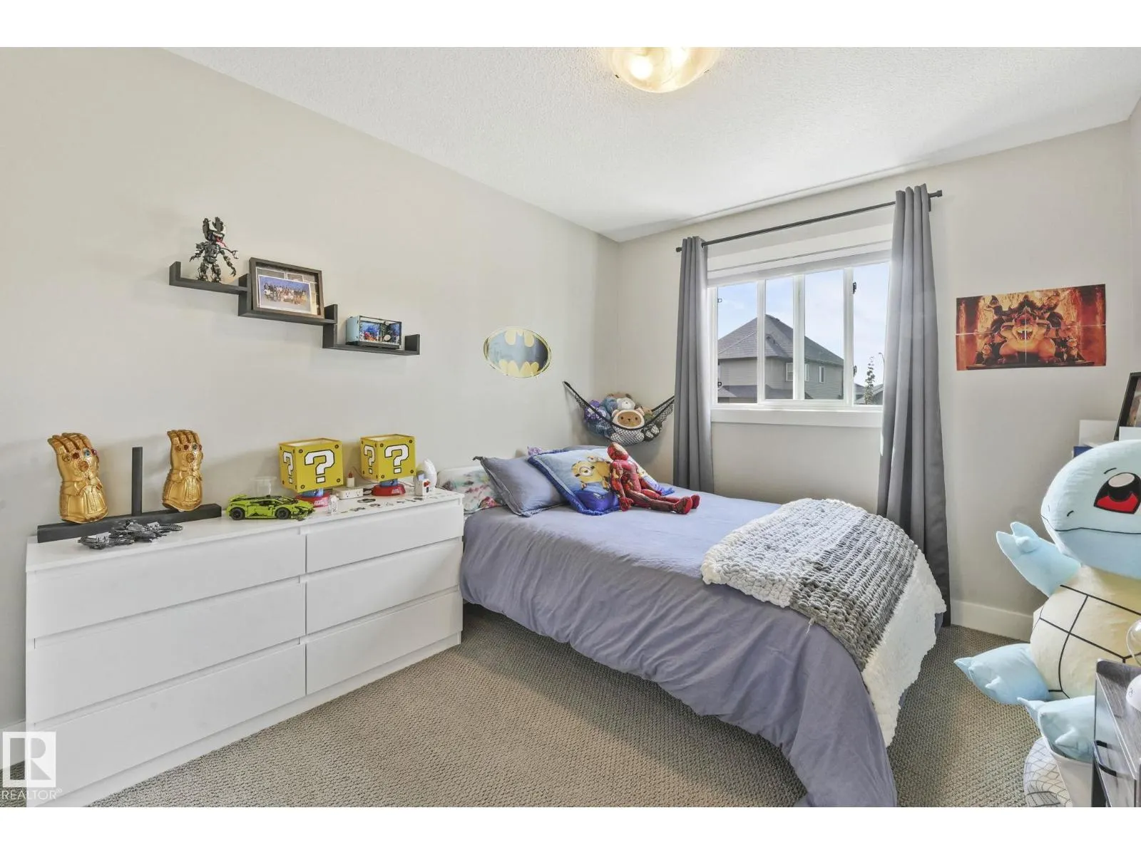 127 AMBERLEY WY