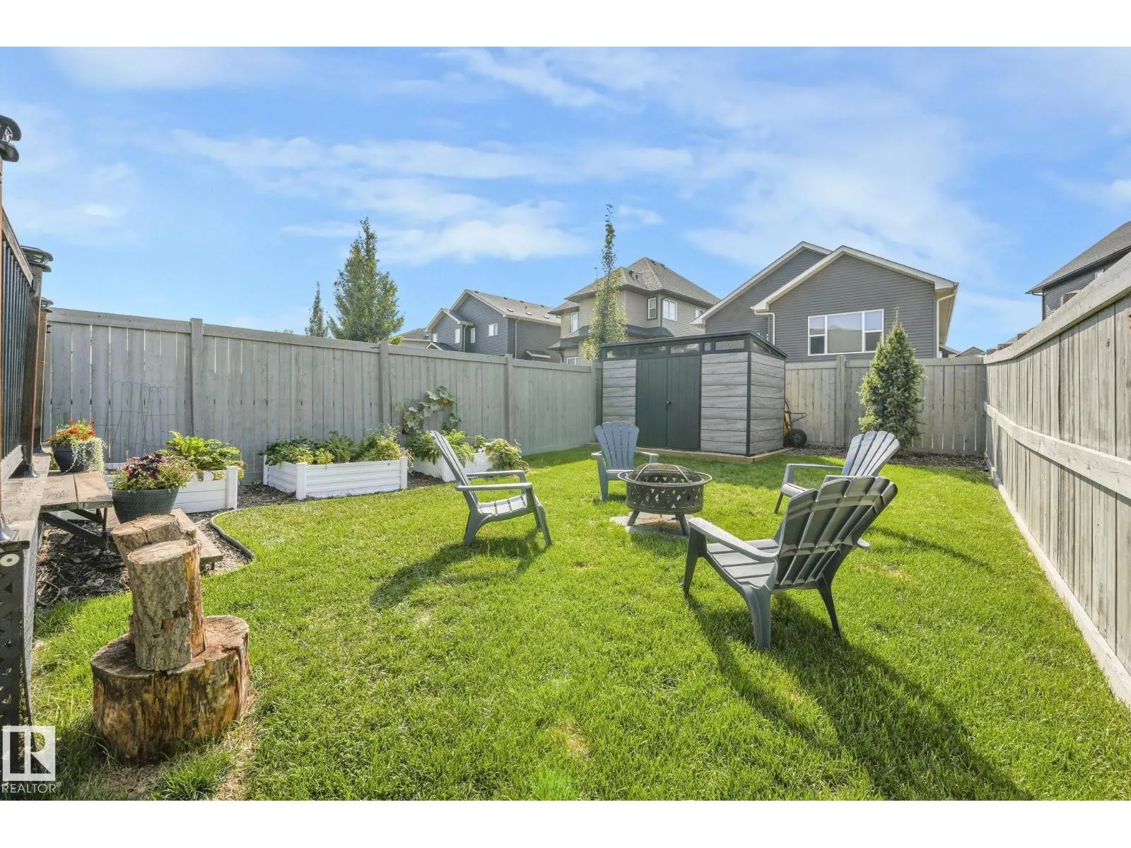 127 AMBERLEY WY