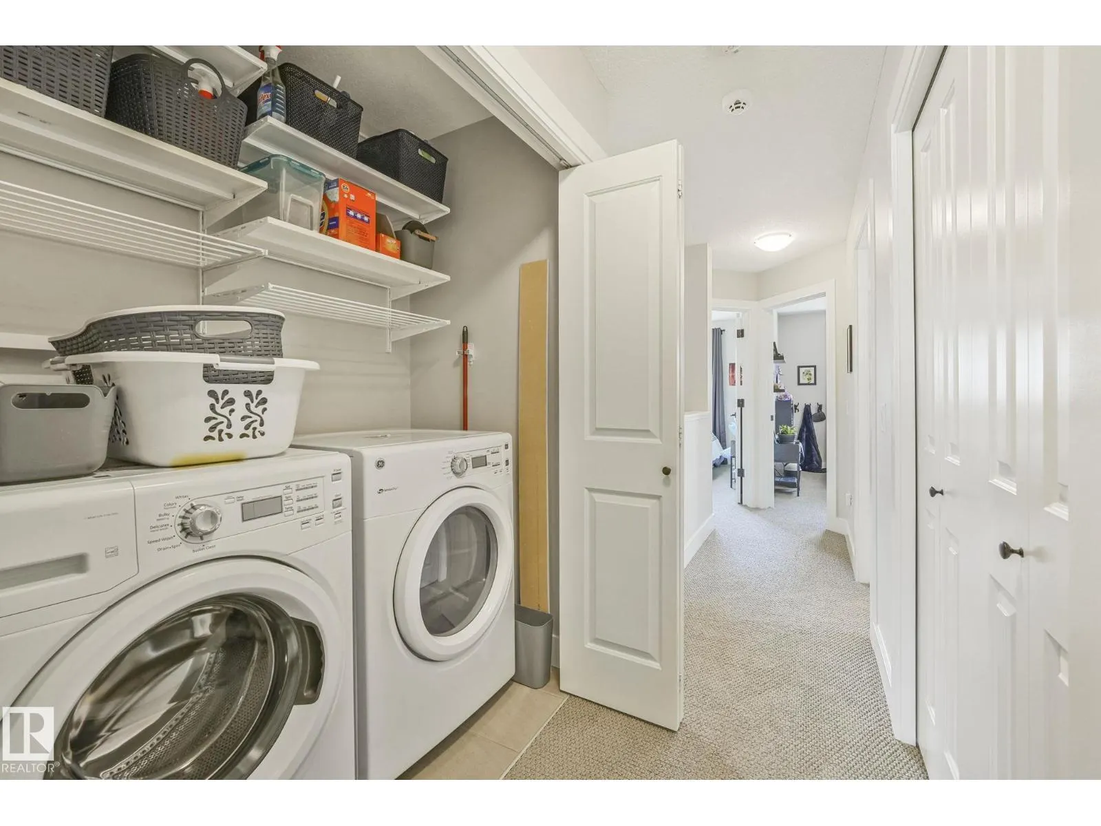 127 AMBERLEY WY
