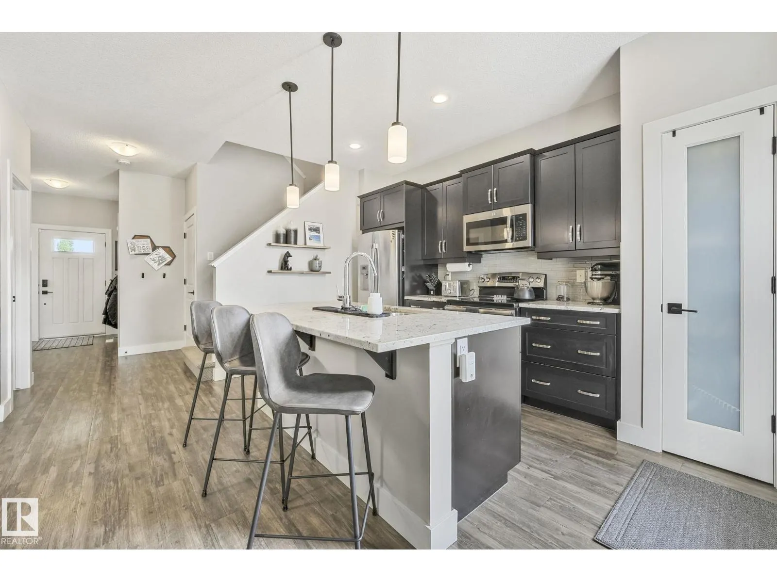 127 AMBERLEY WY