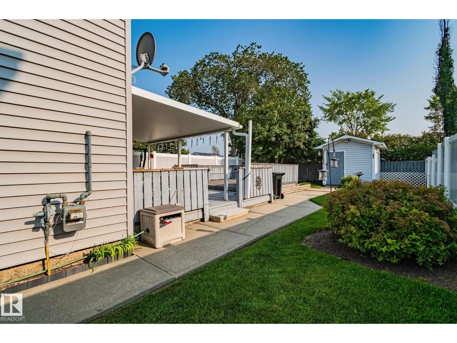 2013 108 ST NW