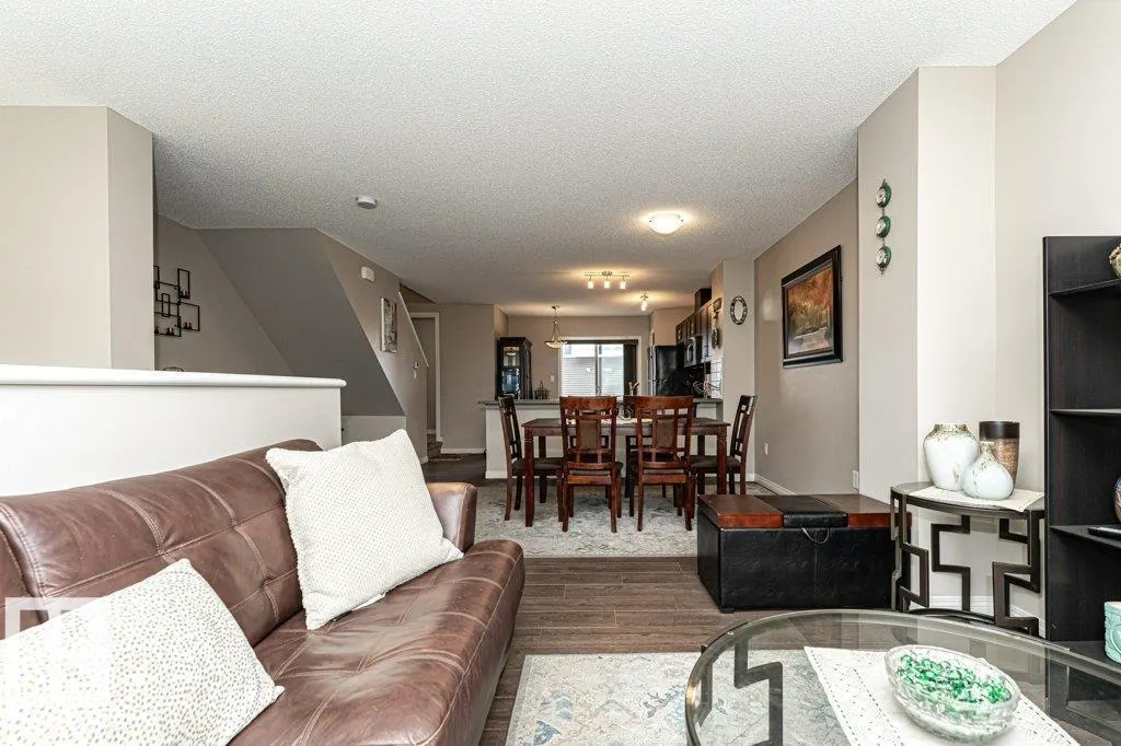 #45 7385 EDGEMONT WY NW