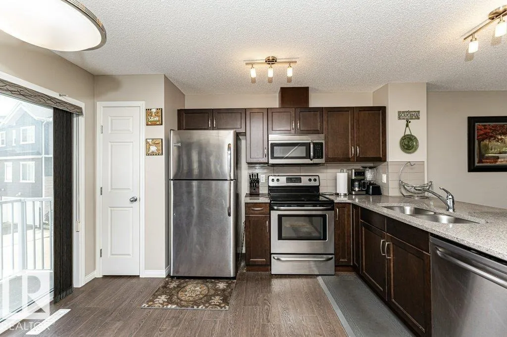 #45 7385 EDGEMONT WY NW