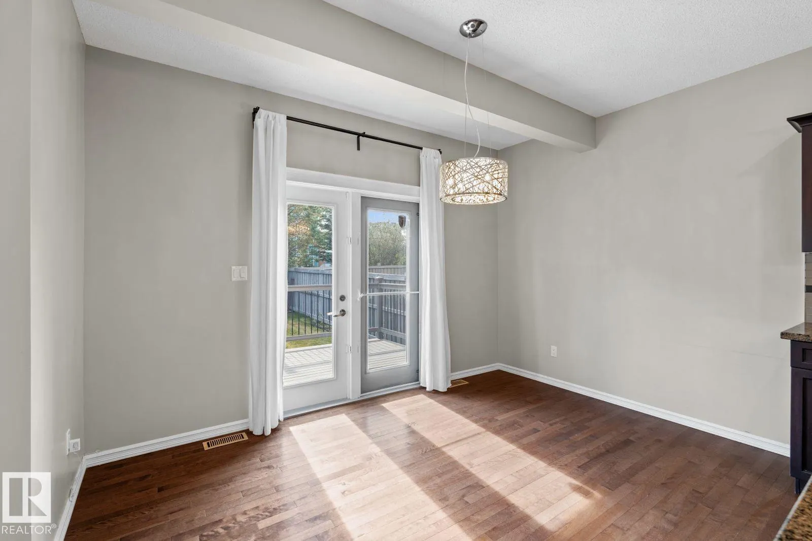 716 ADAMS WY SW