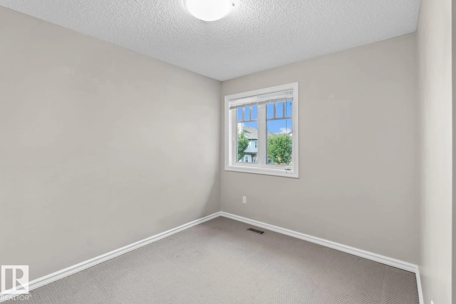 716 ADAMS WY SW