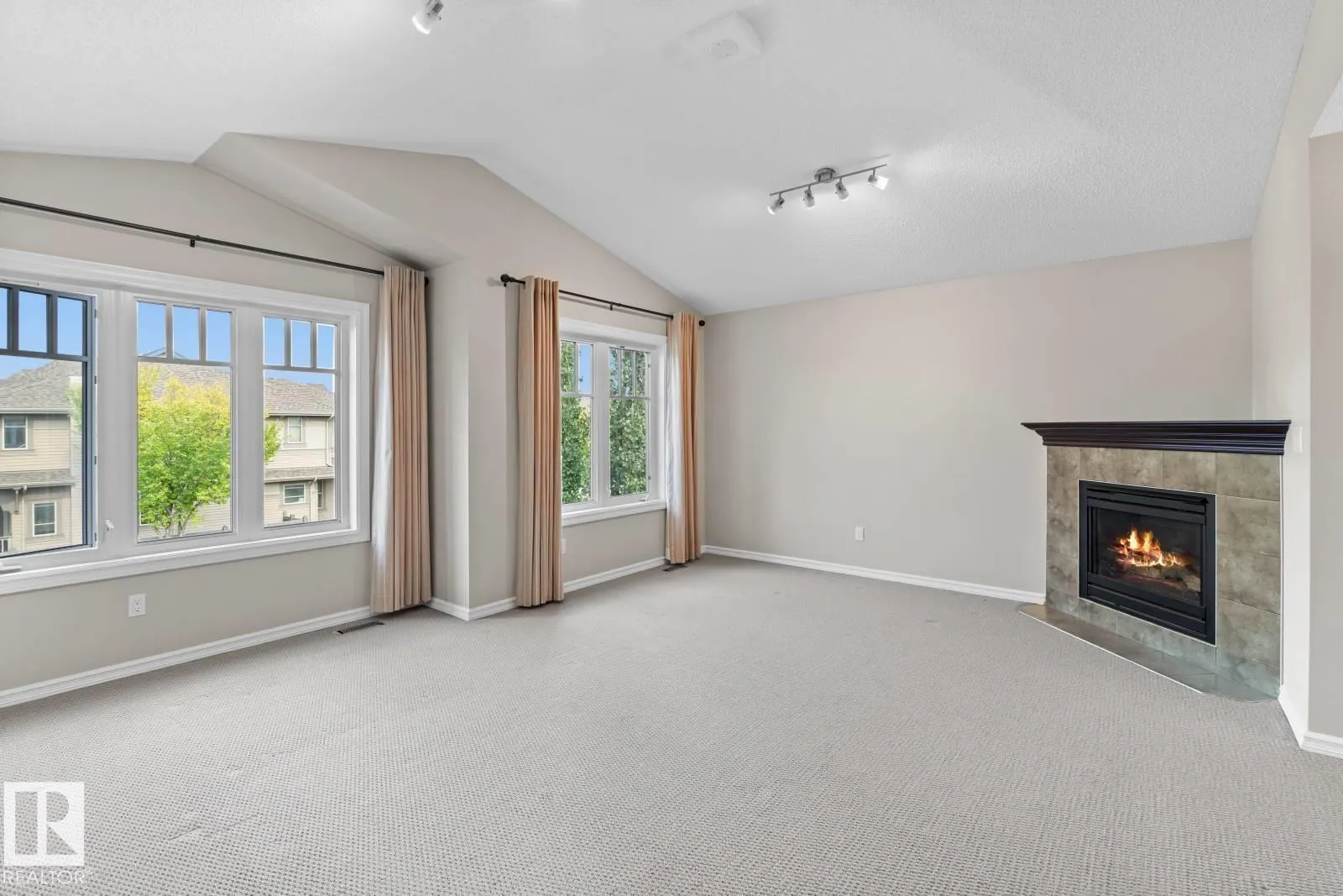 716 ADAMS WY SW