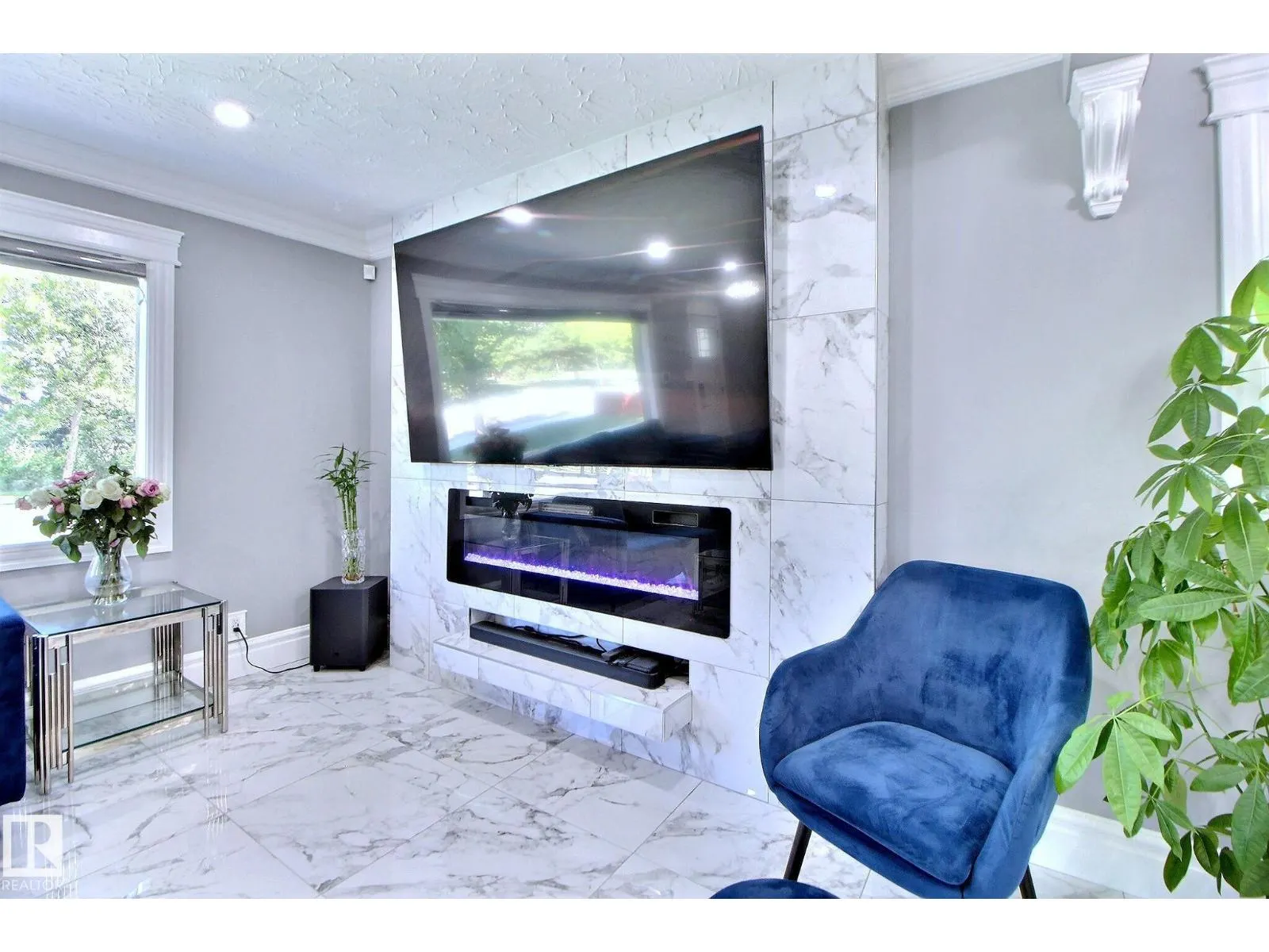 8811 130A AV NW