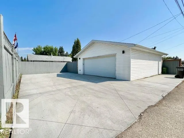 8811 130A AV NW