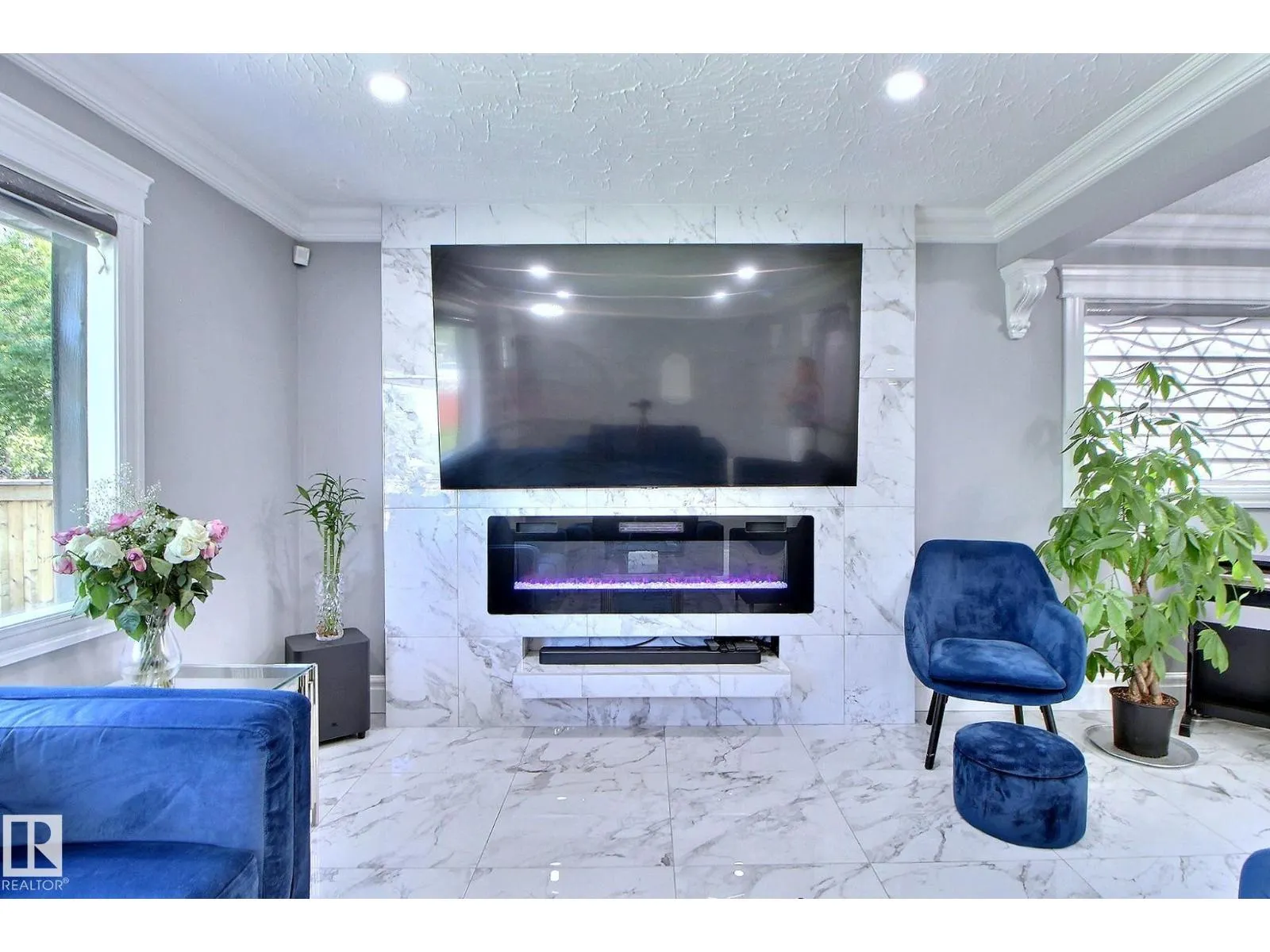8811 130A AV NW