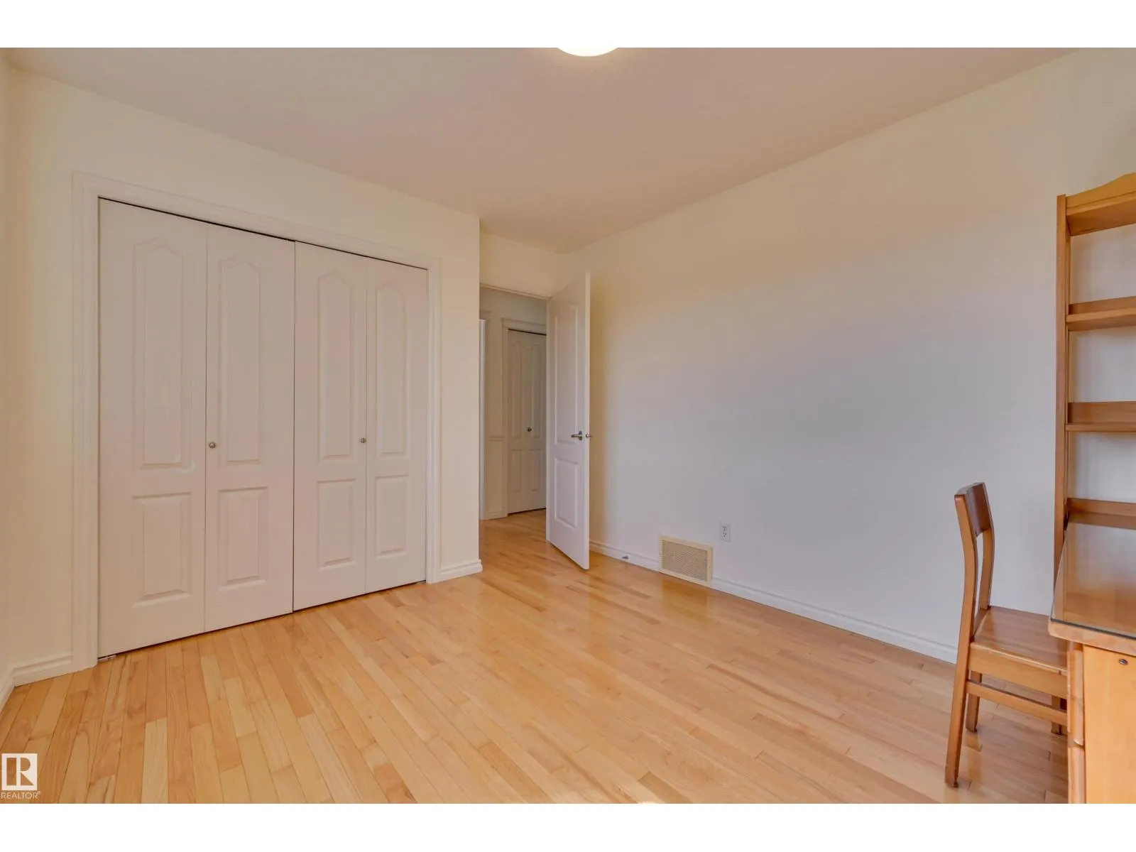 11729 71A AV NW