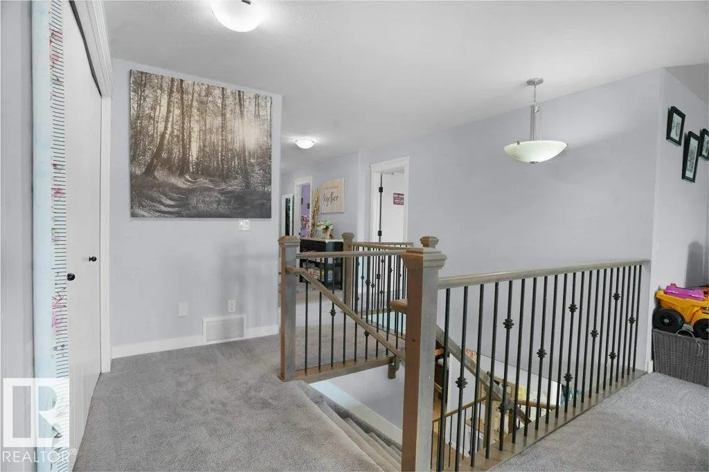 1928 51 ST SW