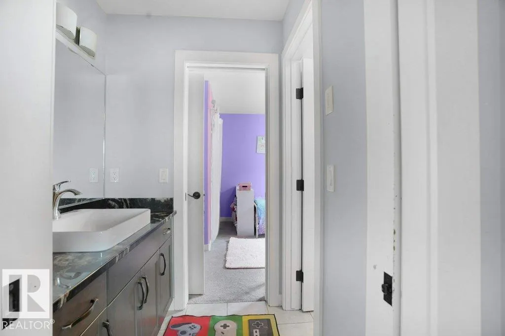 1928 51 ST SW