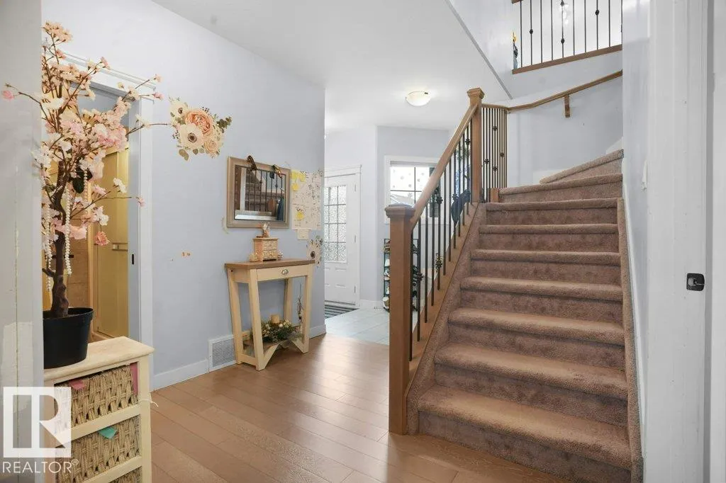 1928 51 ST SW