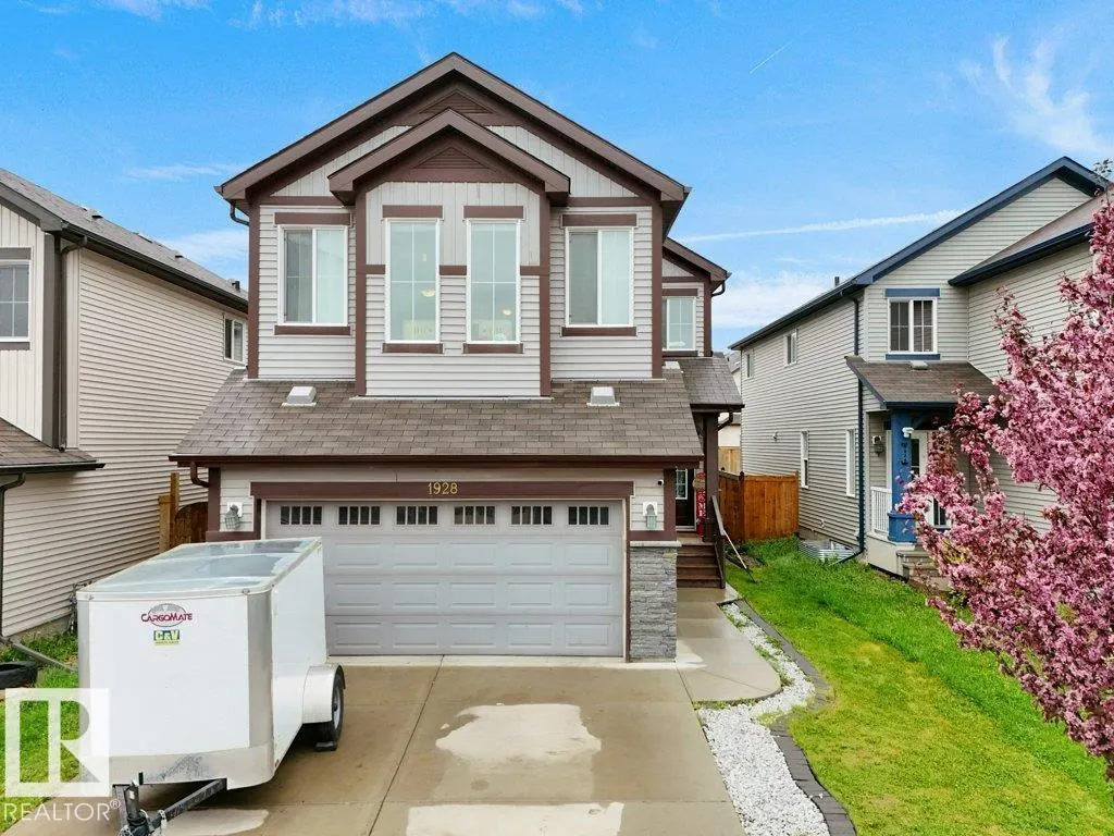 1928 51 ST SW