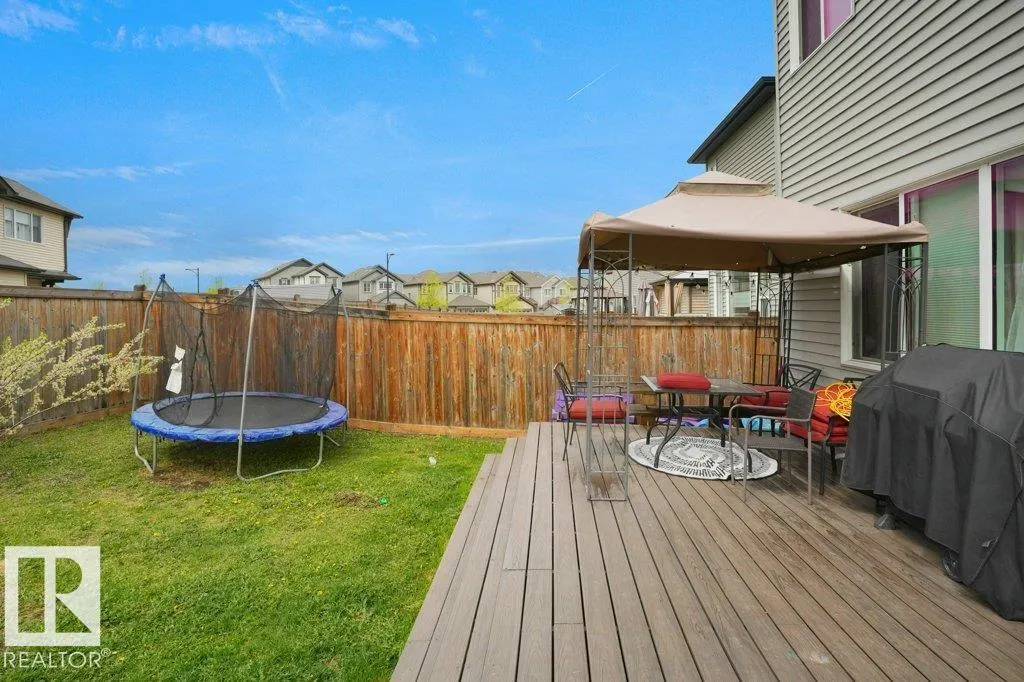 1928 51 ST SW