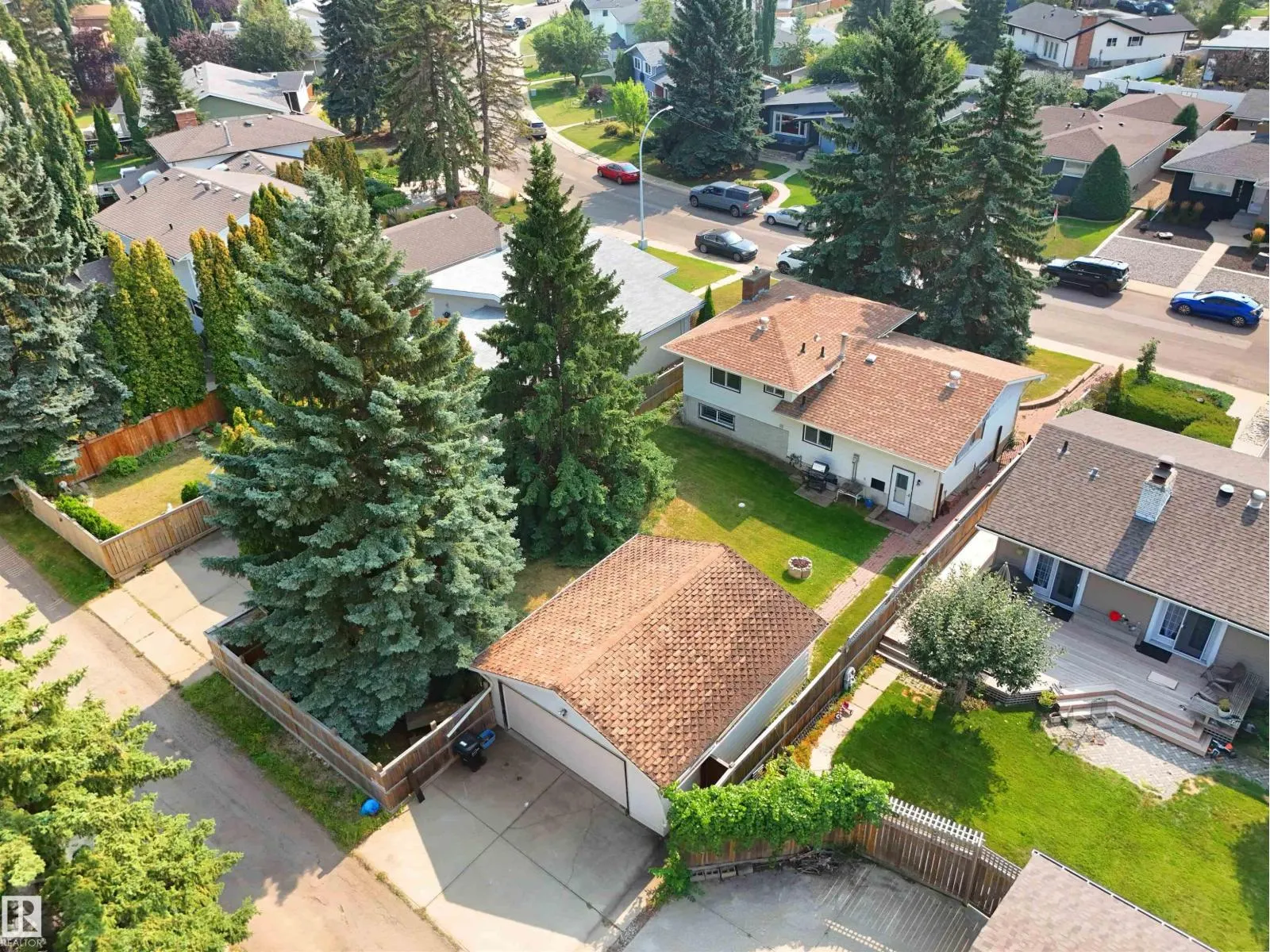 14324 49 AV NW NW