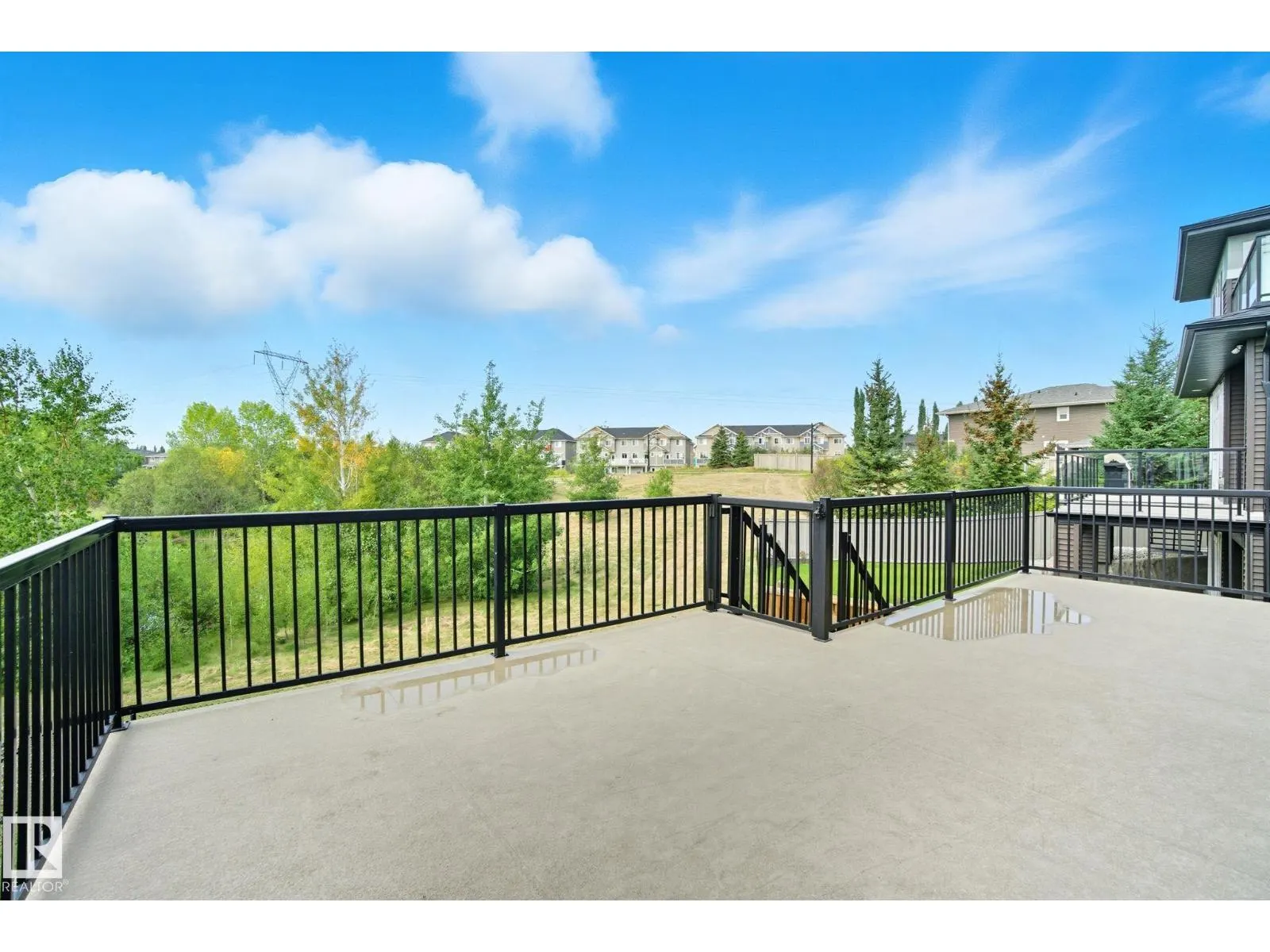 12948 202 ST NW