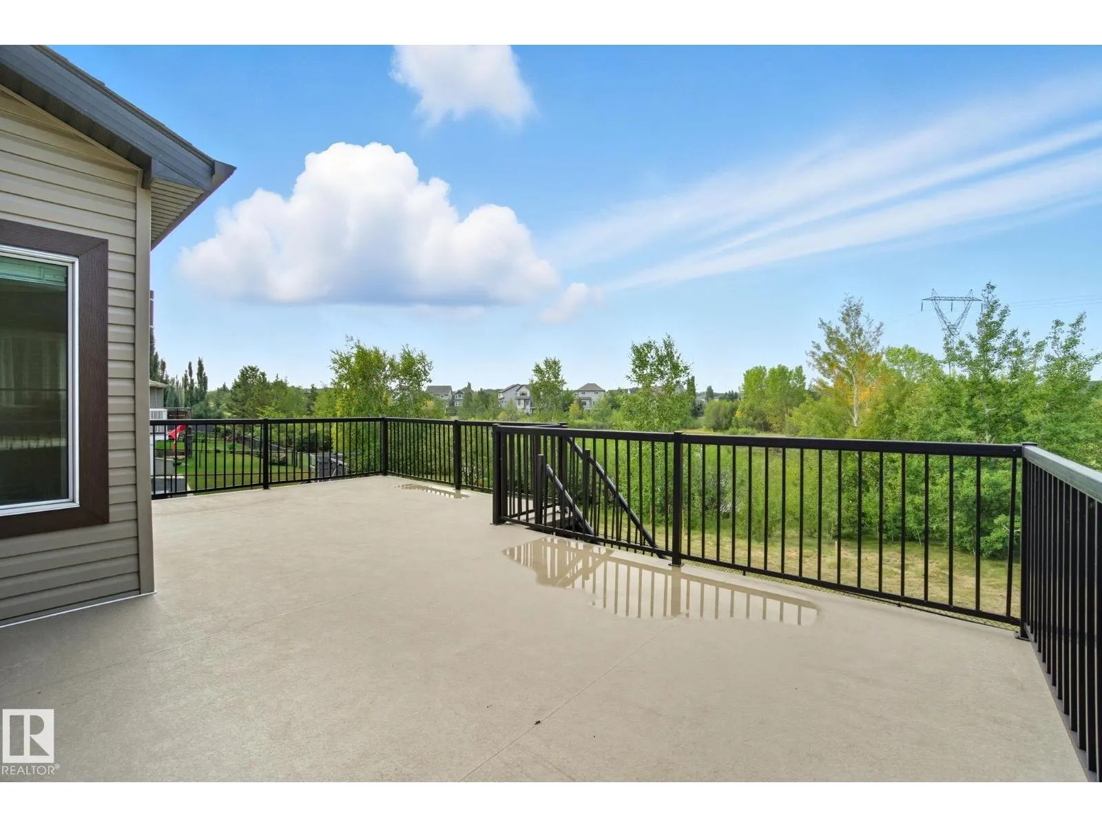 12948 202 ST NW