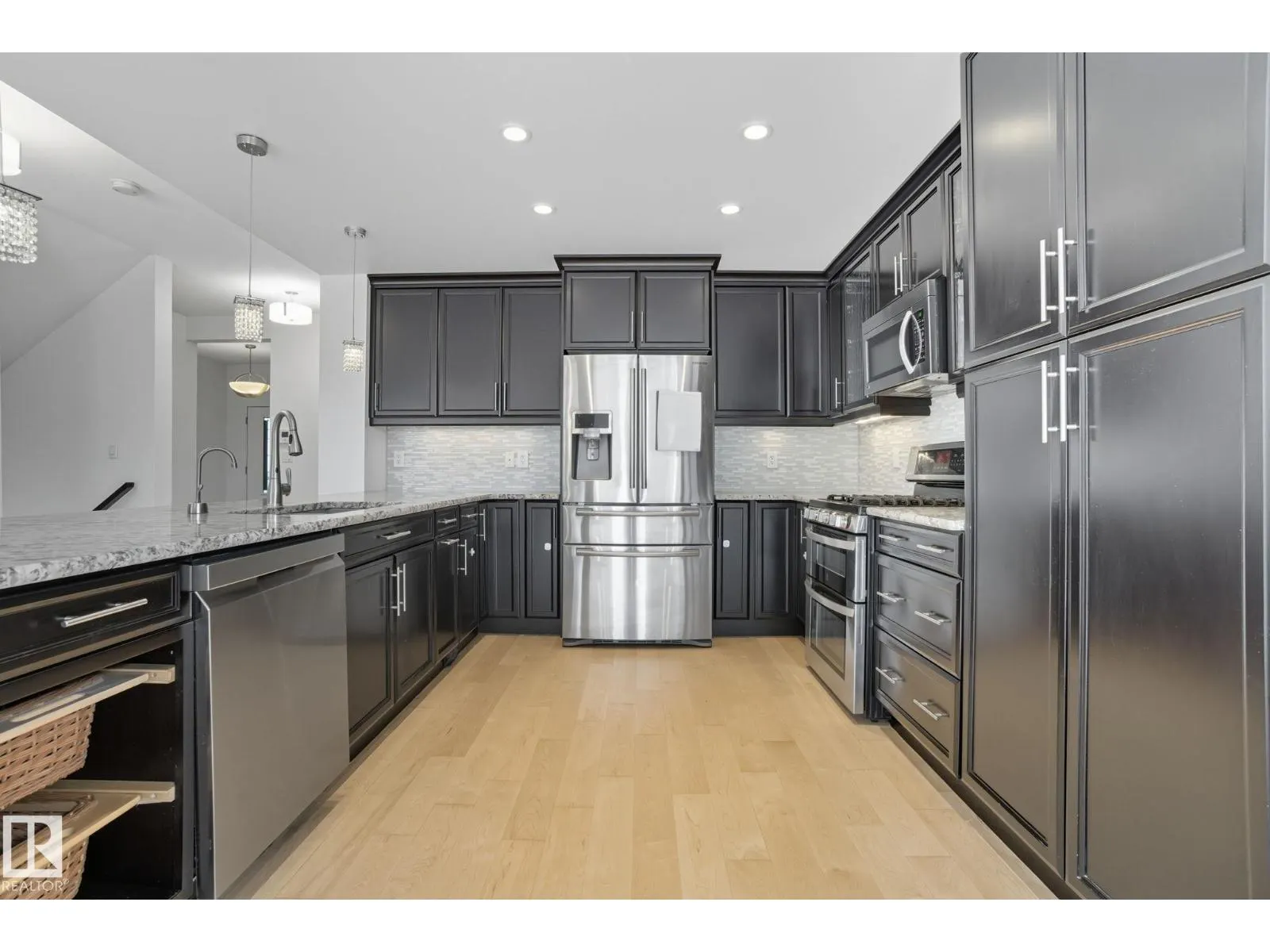 12948 202 ST NW