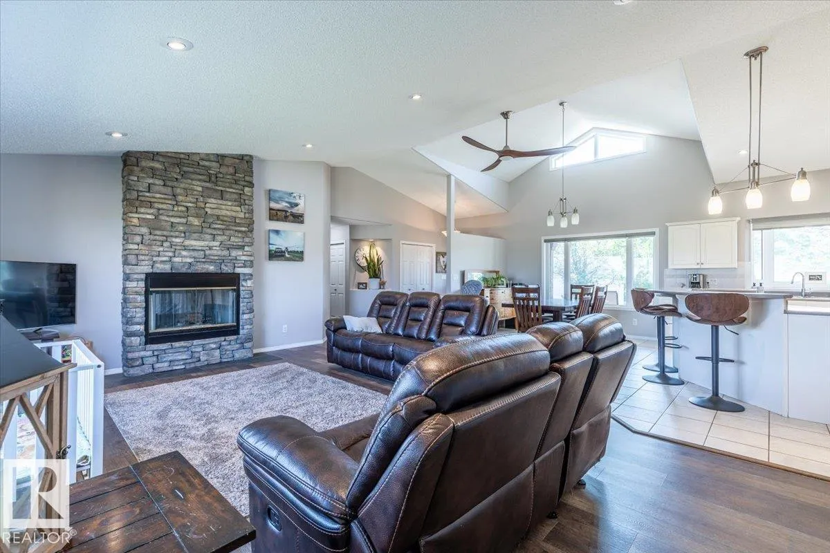 27318 TWP ROAD 482