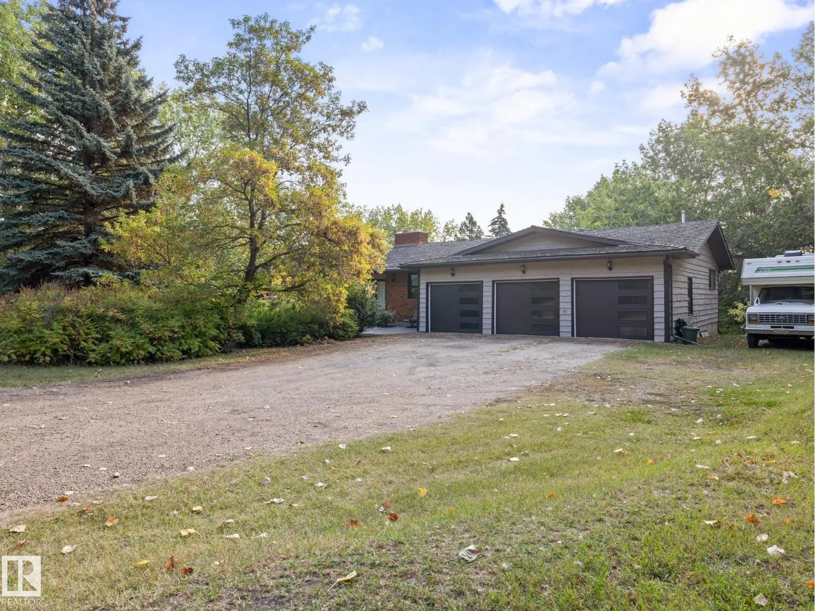 #103 24213 TWP ROAD 554