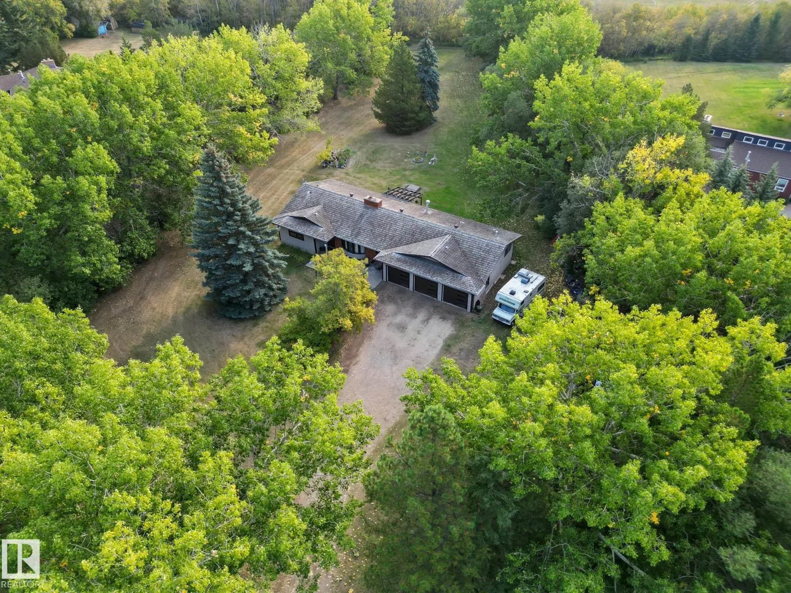 #103 24213 TWP ROAD 554