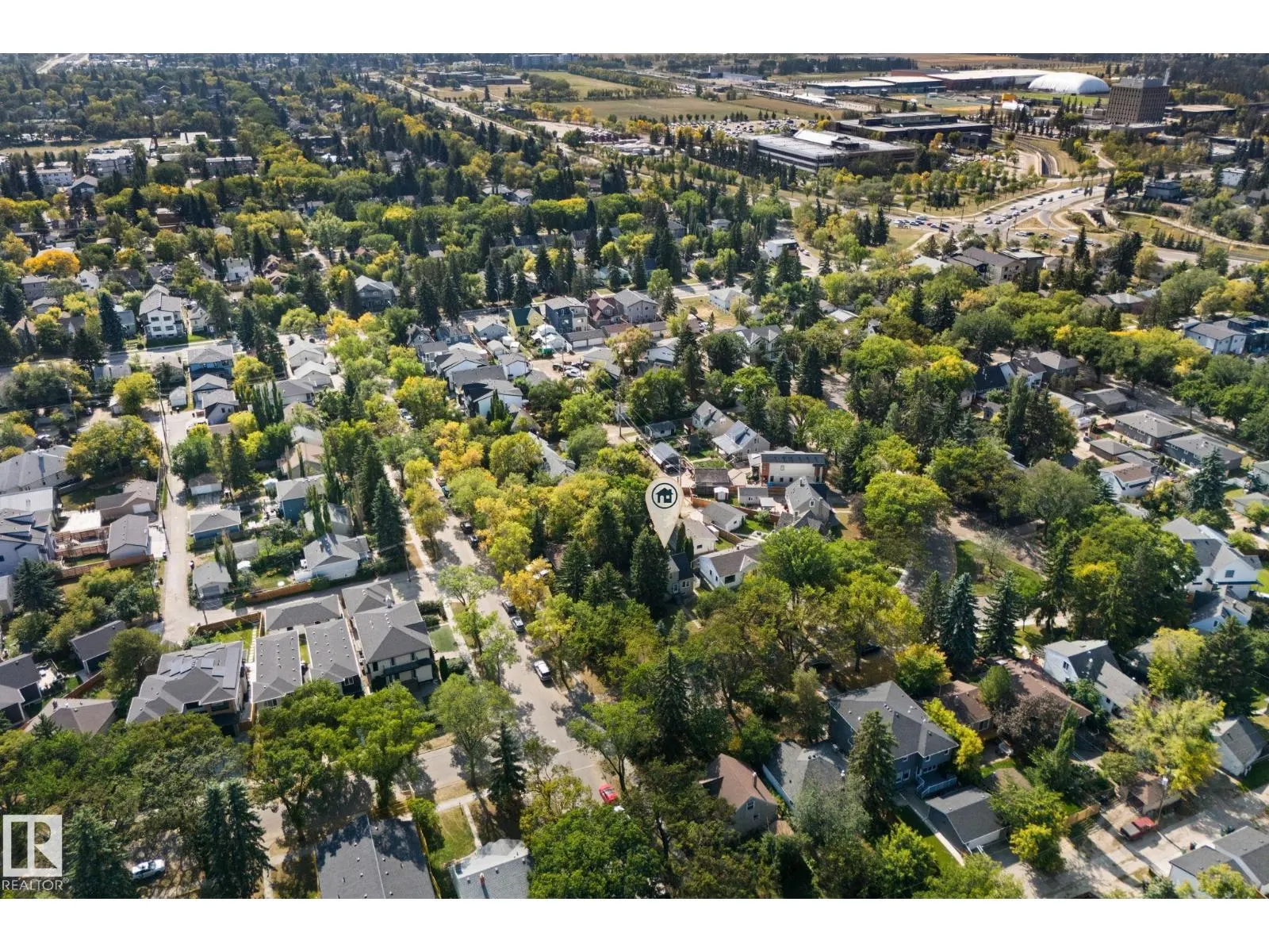 11207 73 AV NW