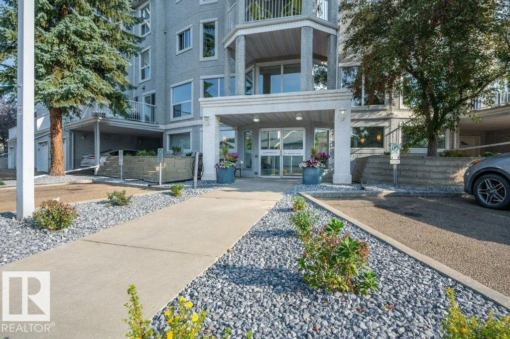 #411 65 GERVAIS RD