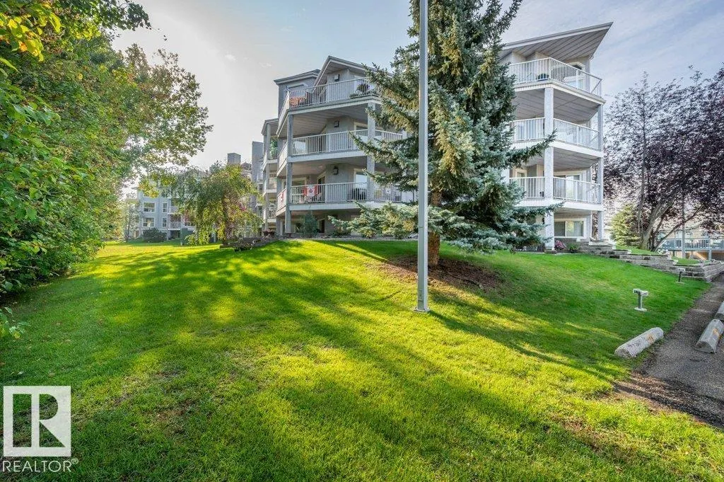#411 65 GERVAIS RD