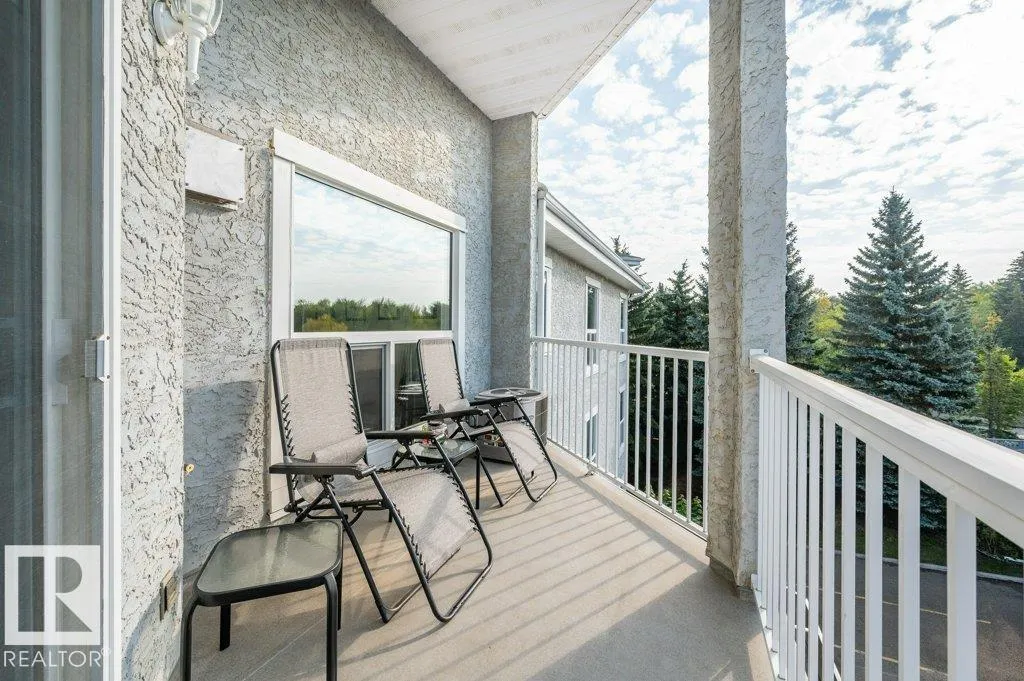 #411 65 GERVAIS RD