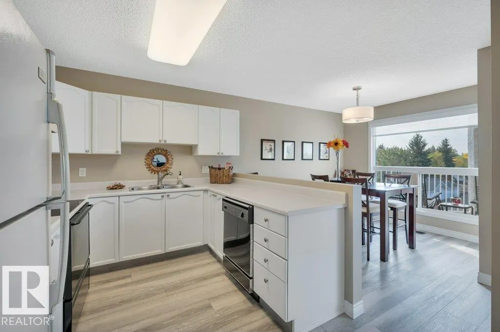 #411 65 GERVAIS RD