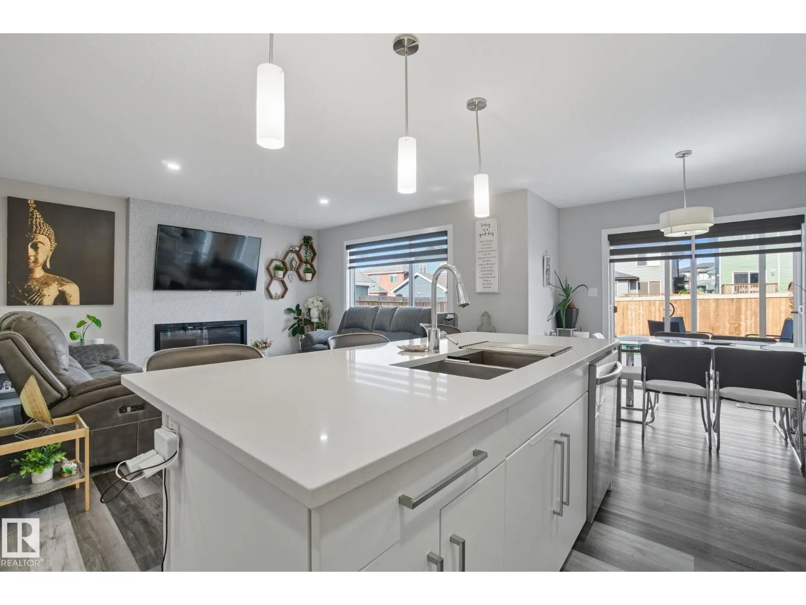 2039 WONNACOTT WY SW