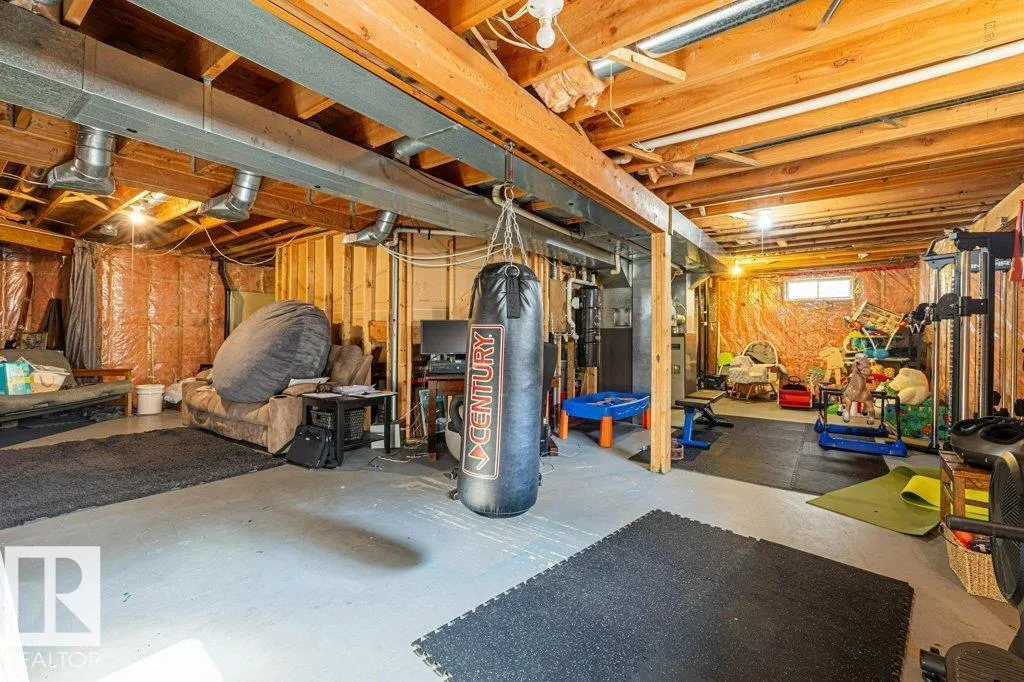 57 Chelsea WY