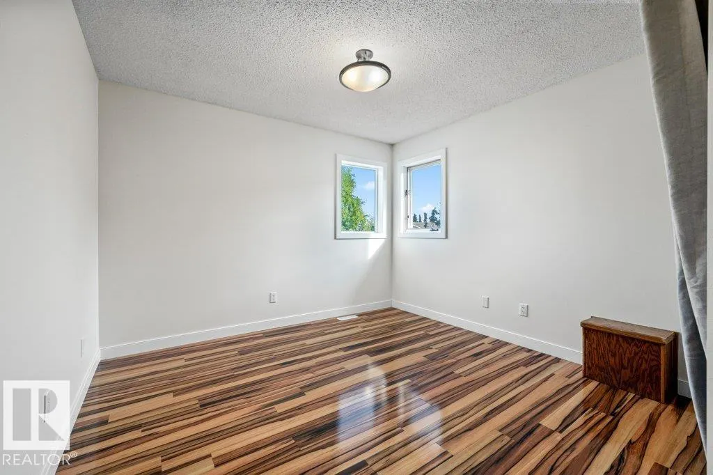 57 Chelsea WY