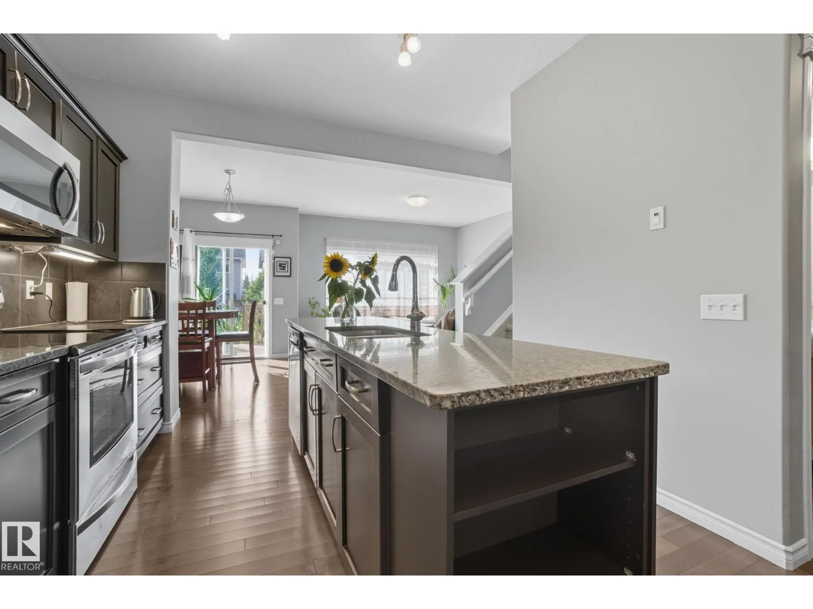 18012 85 ST NW