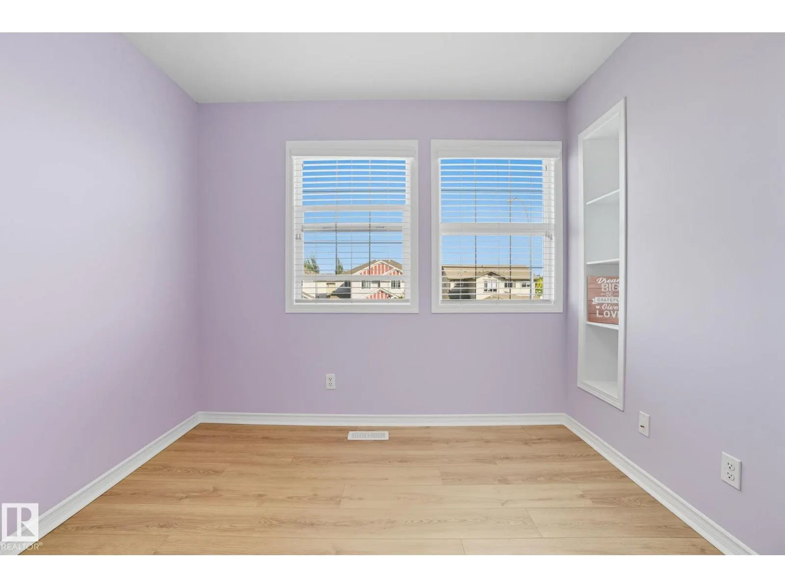 18012 85 ST NW