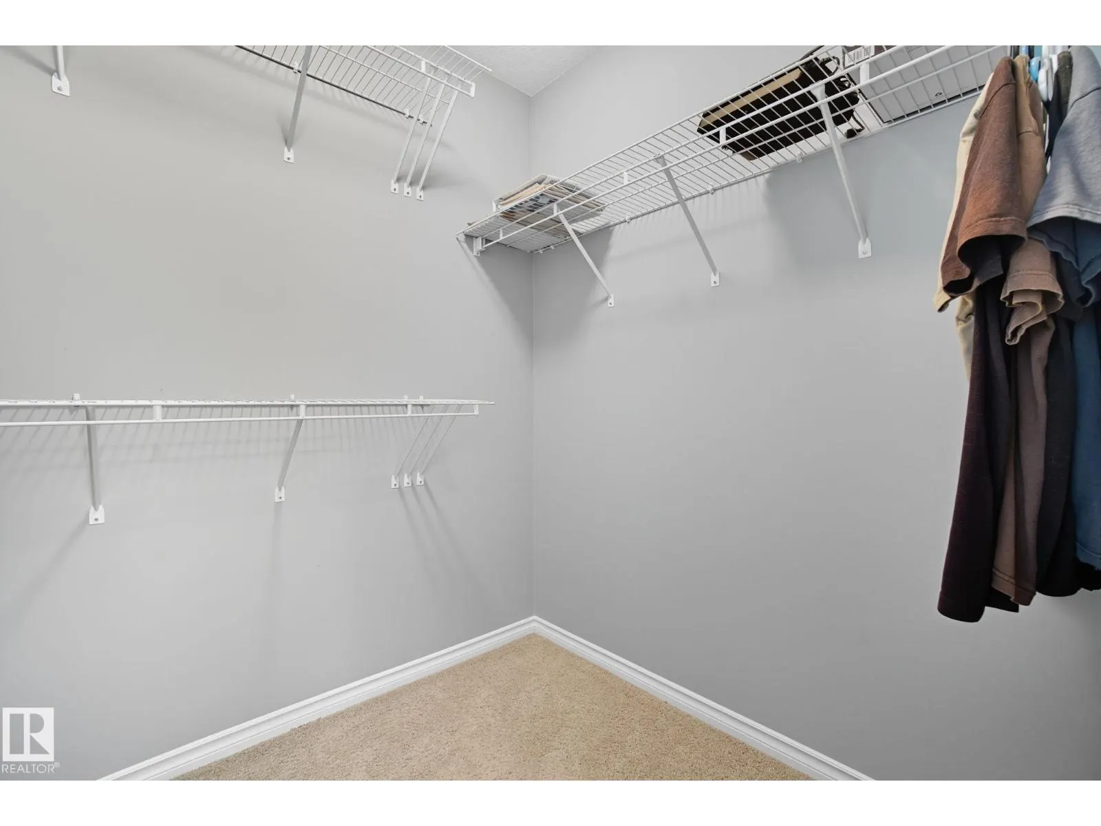 18012 85 ST NW