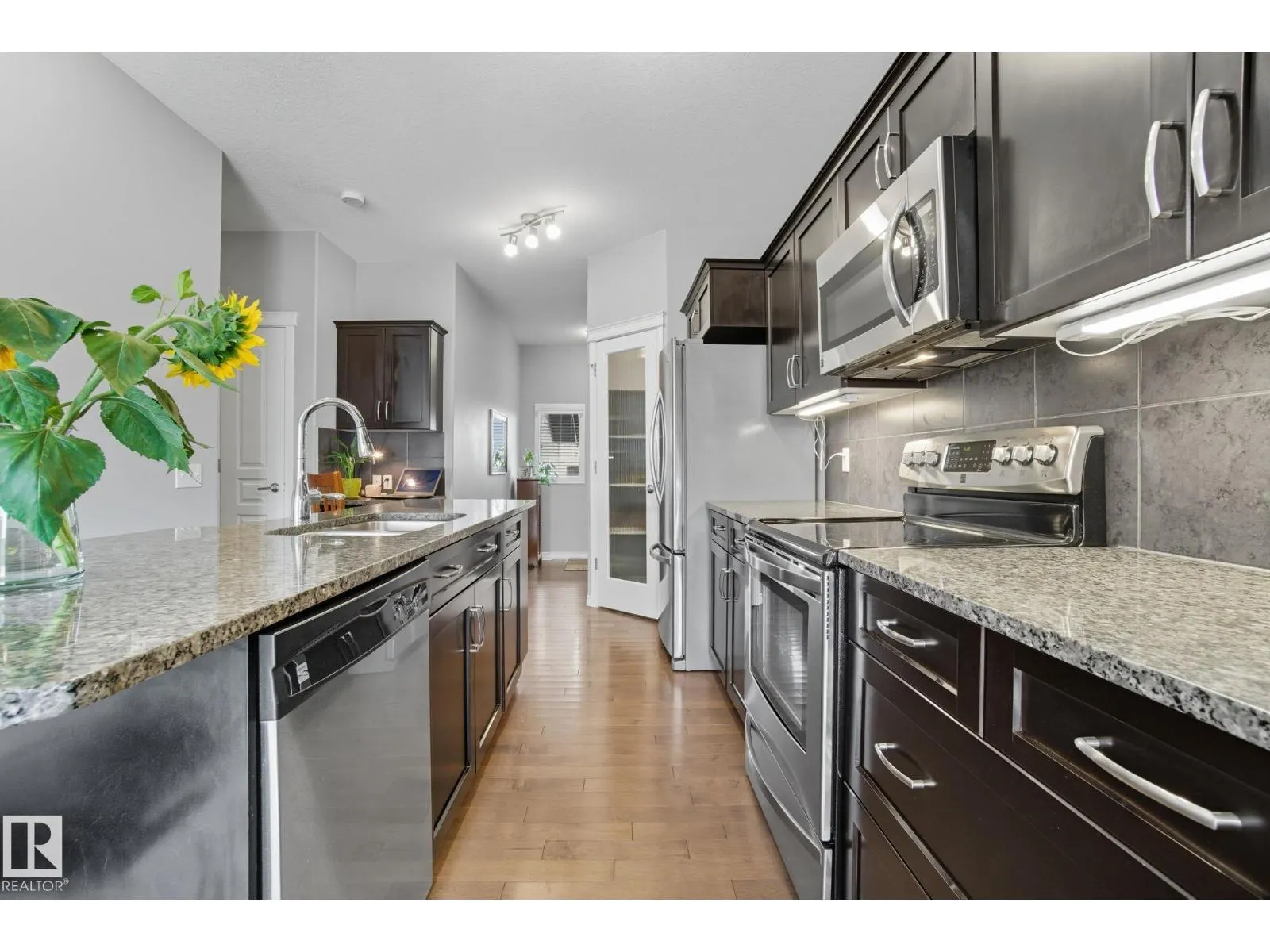 18012 85 ST NW
