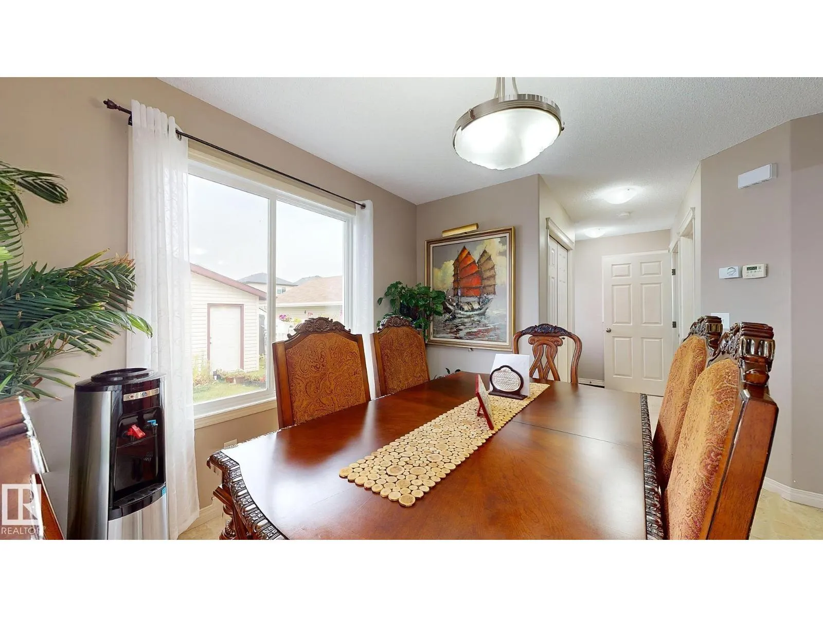8740 180 AV NW