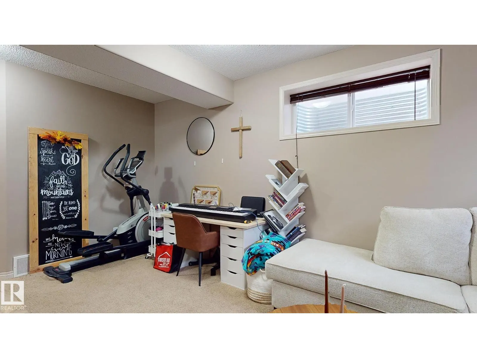 8740 180 AV NW